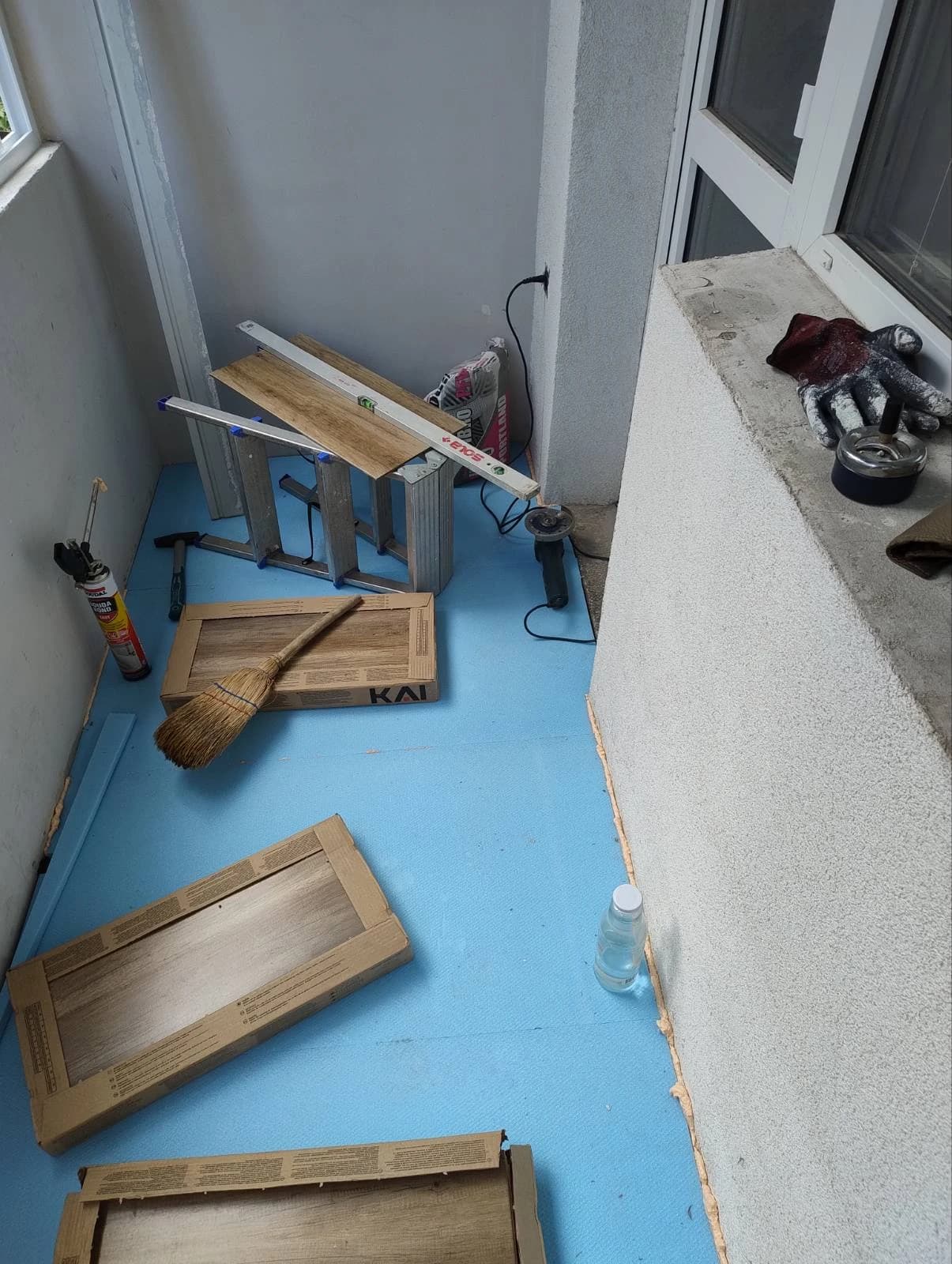 Полагане на теракота с изравнени фуги