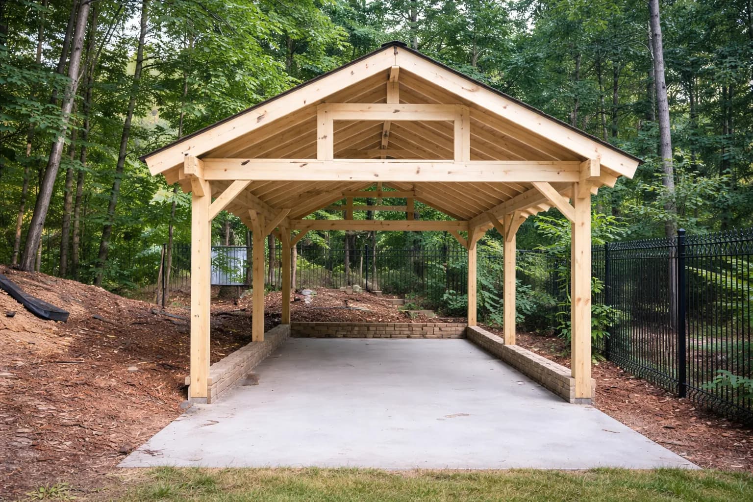 Барбекю с плотове и ниша за съхранение