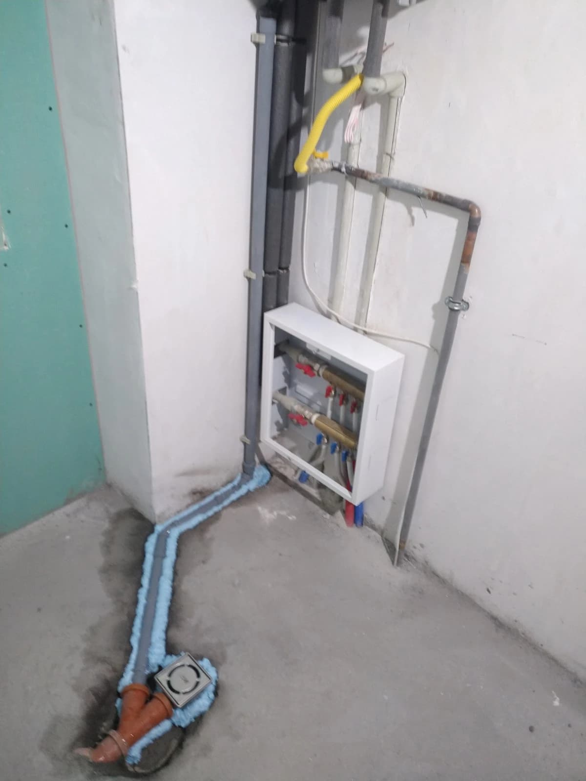 Помпена група