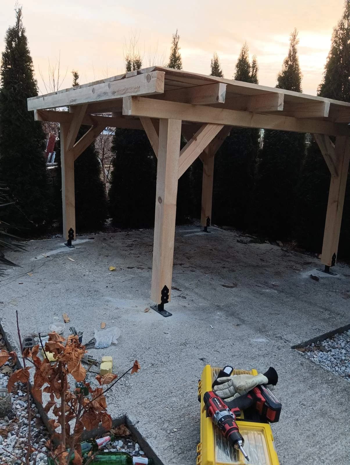 Просторна детска къщичка със стъпала